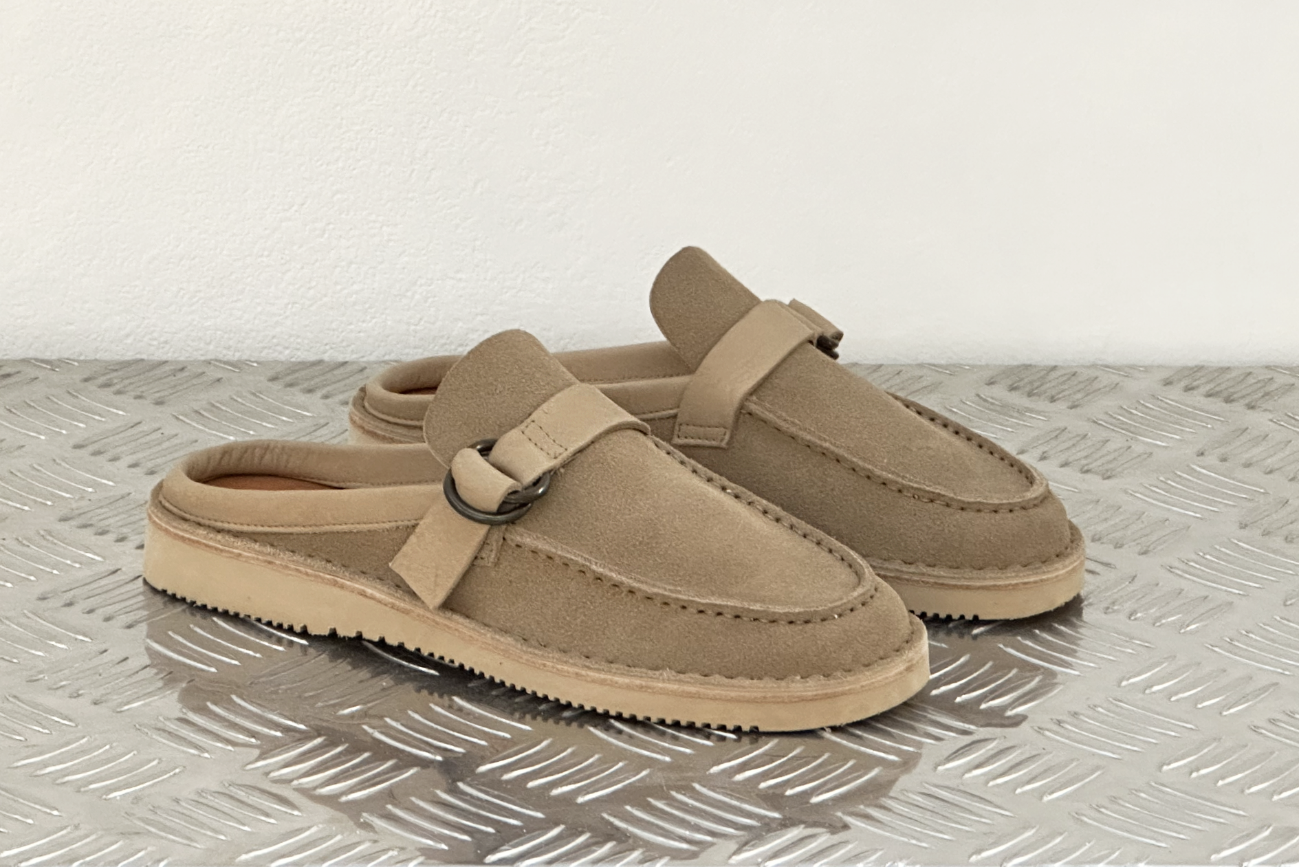 D142 mules